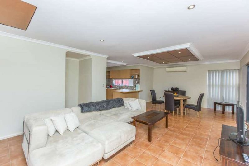 Photo - 27A Gardiner Street, Belmont WA 6104 - Image 12