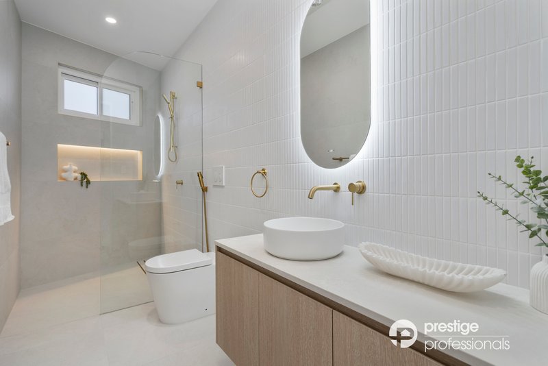 Photo - 27A Metcalfe Avenue, Moorebank NSW 2170 - Image 17