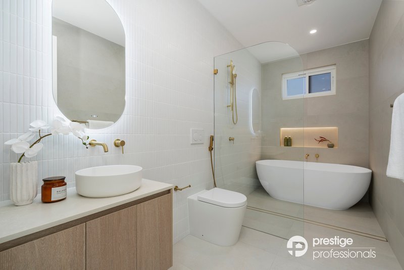 Photo - 27A Metcalfe Avenue, Moorebank NSW 2170 - Image 22