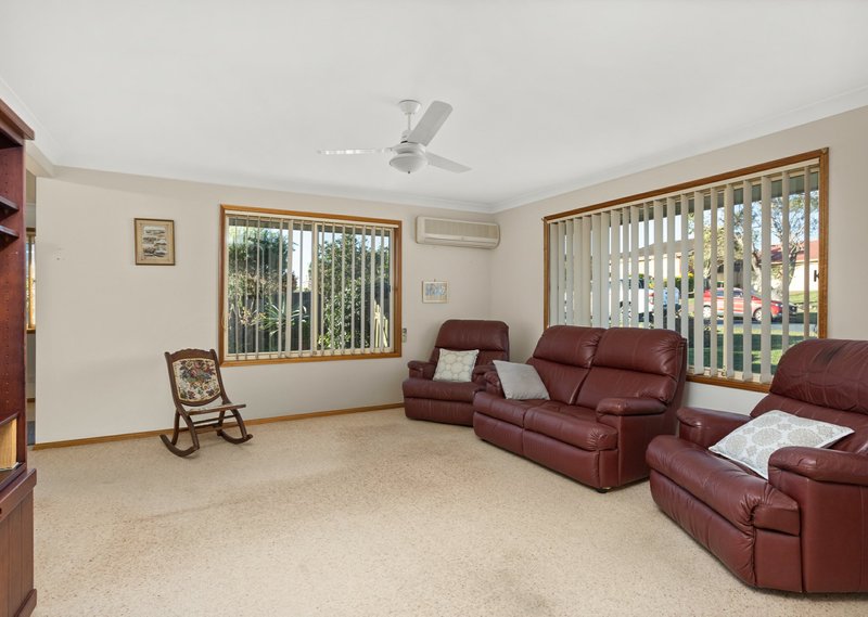 Photo - 27A Molong Road, Old Bar NSW 2430 - Image 4