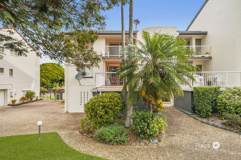 2/7a Shields Street, Redcliffe QLD 4020