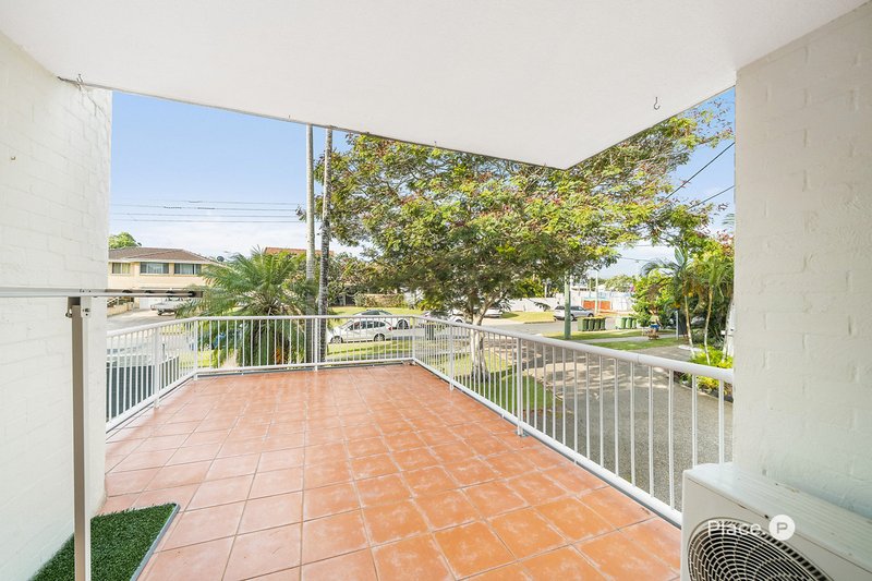 Photo - 2/7a Shields Street, Redcliffe QLD 4020 - Image 7