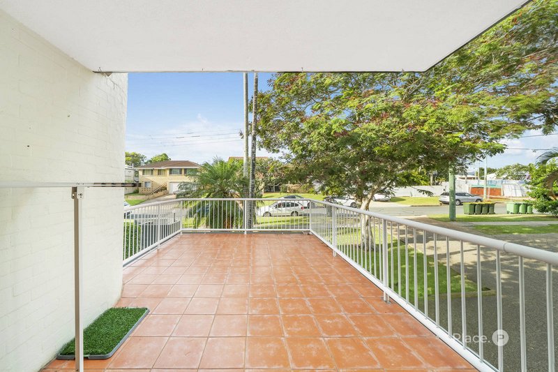 Photo - 2/7a Shields Street, Redcliffe QLD 4020 - Image 8