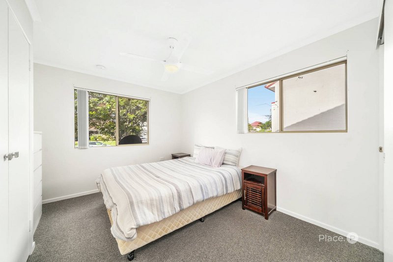 Photo - 2/7a Shields Street, Redcliffe QLD 4020 - Image 10