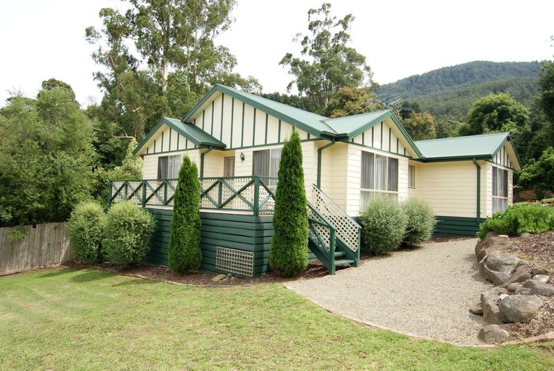 27b Blackwood Avenue, Warburton VIC 3799