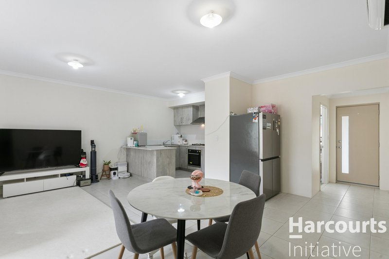 Photo - 27B Burbridge Avenue, Koondoola WA 6064 - Image 5
