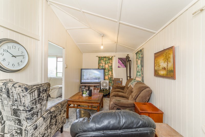 Photo - 27B Christmas Creek Road, Laravale QLD 4285 - Image 11