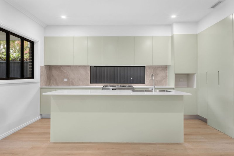 Photo - 27b John Warren Avenue, Glenwood NSW 2768 - Image 2