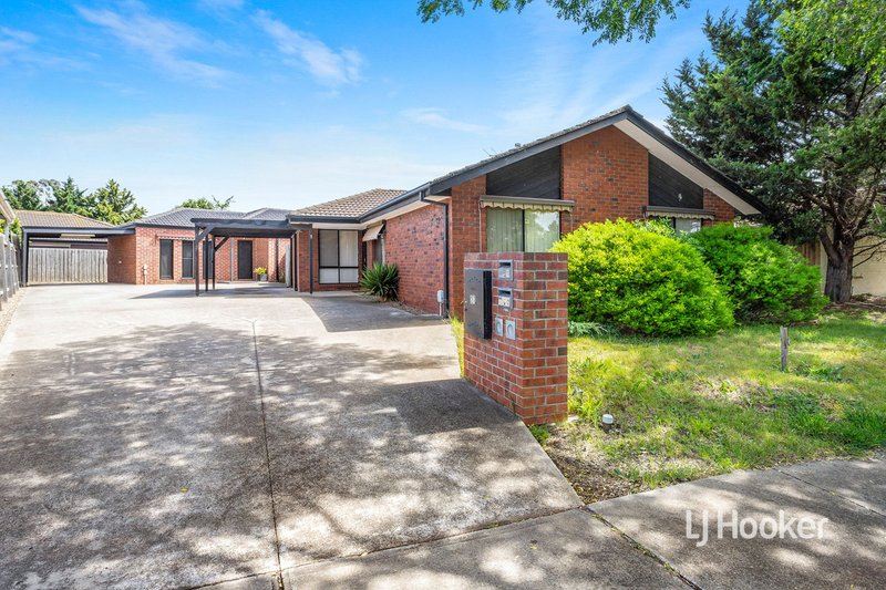 Photo - 27B Mcmurray Crescent, Hoppers Crossing VIC 3029 - Image 2