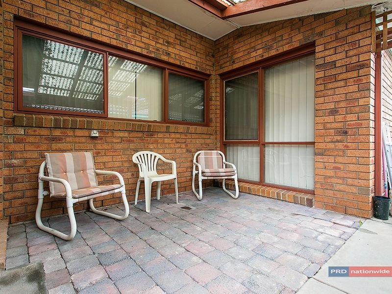 Photo - 27B Rowes Road, Werribee VIC 3030 - Image 6