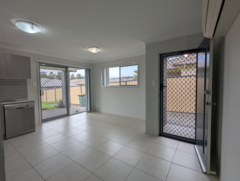 Photo - 27b Tempranillo Crescent, Cessnock NSW 2325 - Image 5