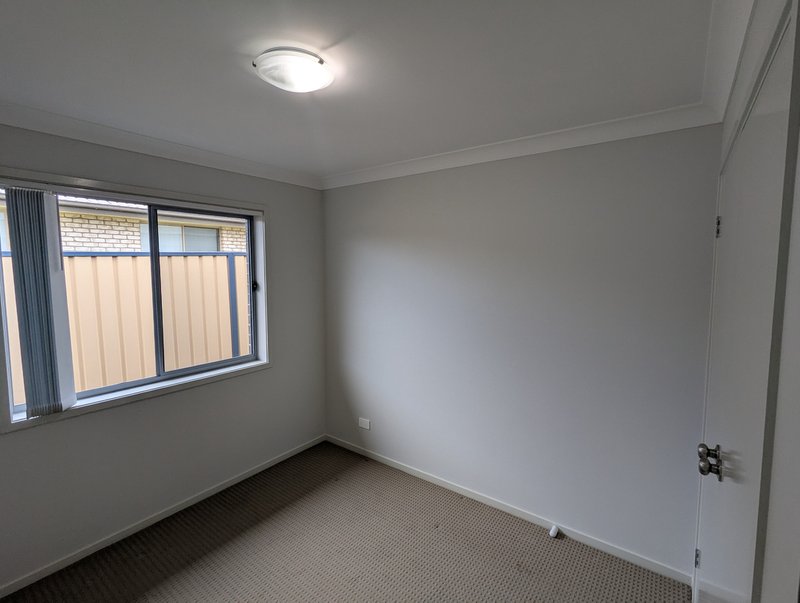 Photo - 27b Tempranillo Crescent, Cessnock NSW 2325 - Image 7