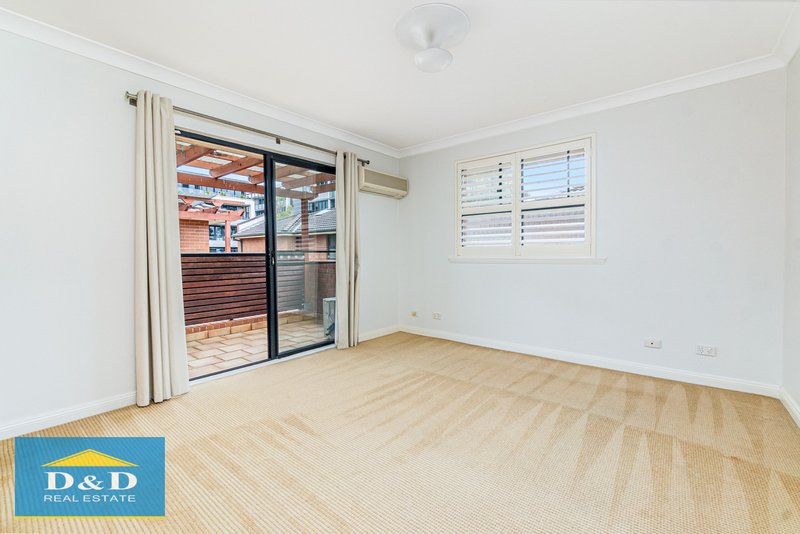 Photo - 2/8 - 10 Broughton Street, Parramatta NSW 2150 - Image 5