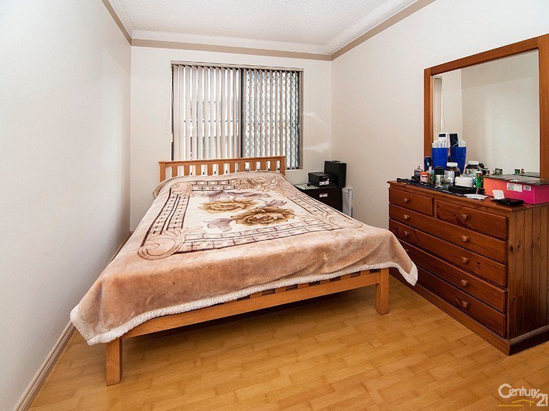 Photo - 2/8-12 Hixson Street, Bankstown NSW 2200 - Image 6