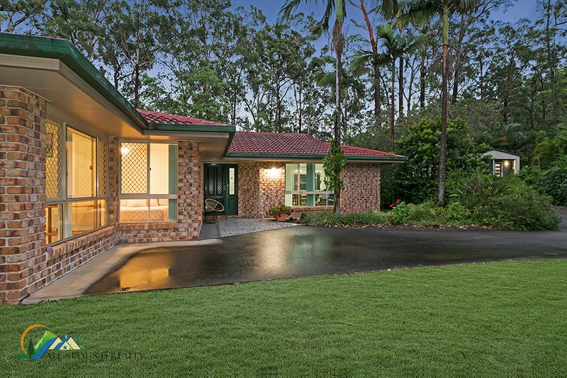 Photo - 28-30 Blackbutt Court, Burpengary QLD 4505 - Image 3