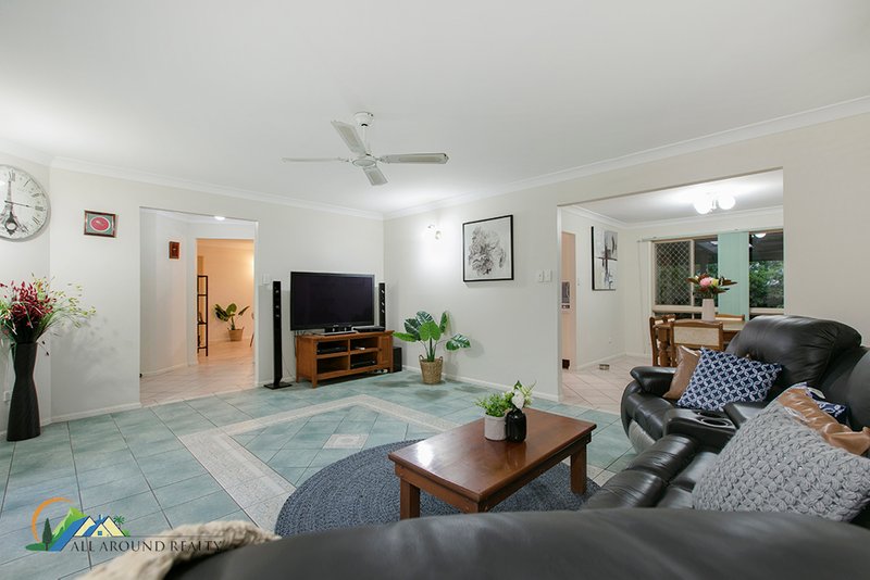 Photo - 28-30 Blackbutt Court, Burpengary QLD 4505 - Image 6