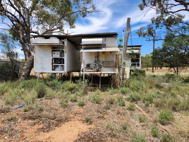 Photo - 28 -31 Roma Street, Morven QLD 4468 - Image 1