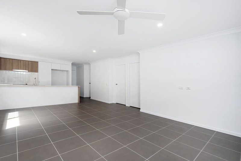 Photo - 28 Acqua Street, Burpengary QLD 4505 - Image 4