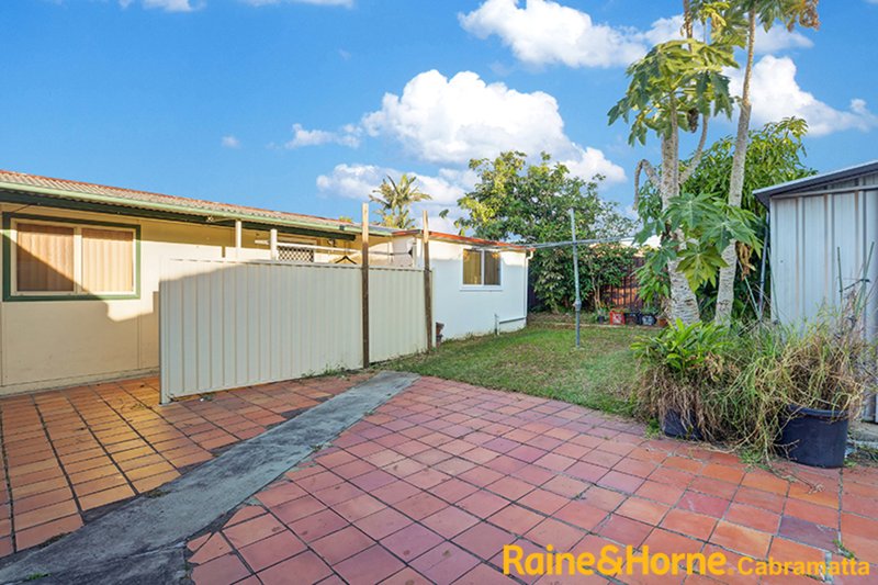 Photo - 28 Ainslie Street, Fairfield West NSW 2165 - Image 11