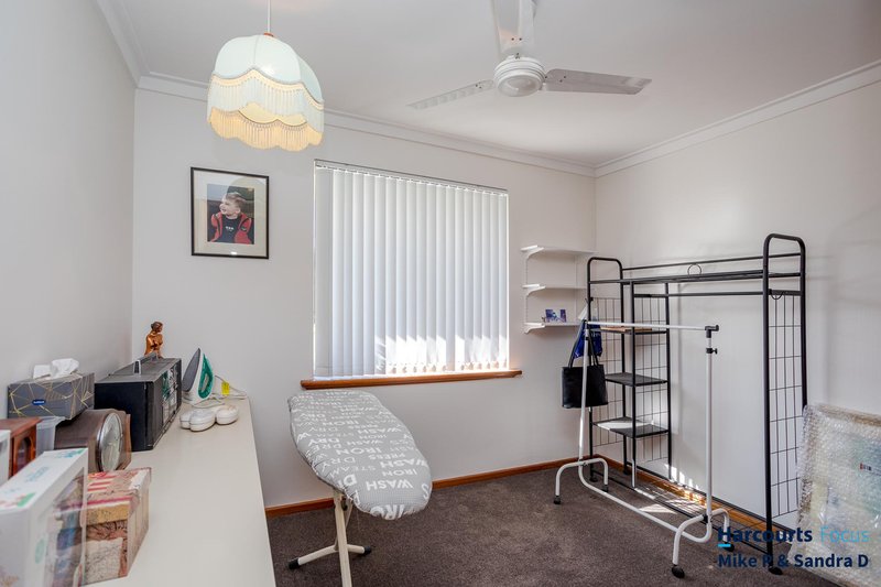 Photo - 28 Aldam Crescent, Shelley WA 6148 - Image 18