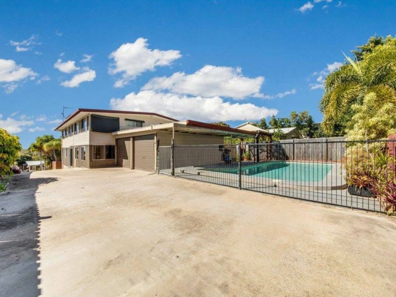 Photo - 28 Amaroo Street, Boyne Island QLD 4680 - Image 12