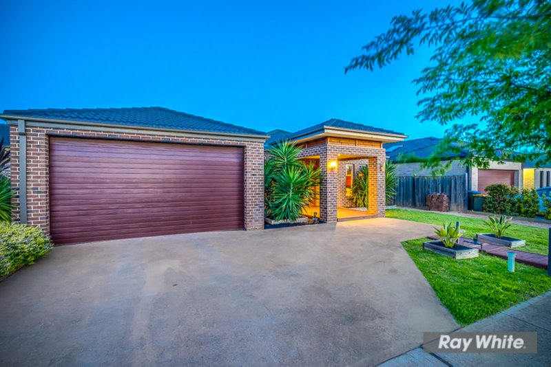 Photo - 28 Amaryllis Parade, Tarneit VIC 3029 - Image 2