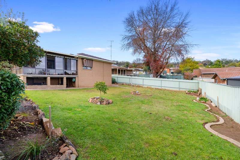 Photo - 28 Amsterdam Crescent, Tolland NSW 2650 - Image 12