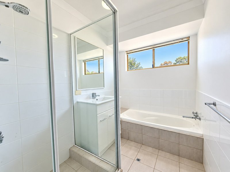 Photo - 28 Andrea Way, Queens Park WA 6107 - Image 8