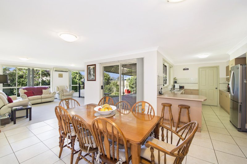 Photo - 28 Annabella Drive, Port Macquarie NSW 2444 - Image 3