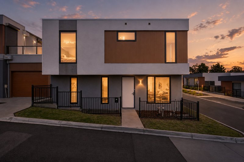 Photo - 28 Annette Court, Endeavour Hills VIC 3802 - Image 1