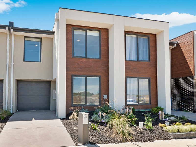 28 Apium Street, Clyde VIC 3978