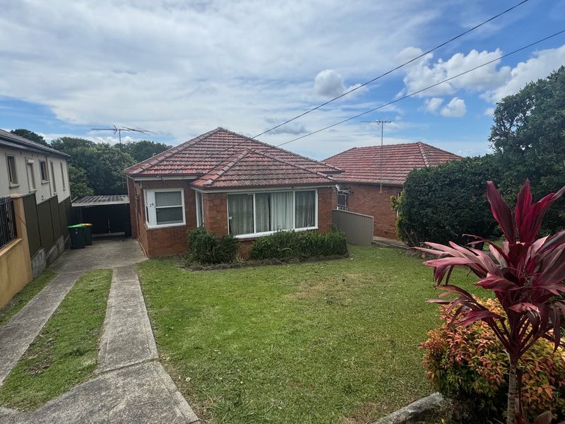 28 Arinya Street, Kingsgrove NSW 2208