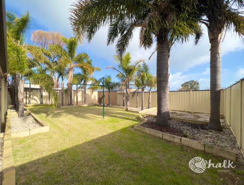 Photo - 28 Arpenteur Drive, Baldivis WA 6171 - Image 18