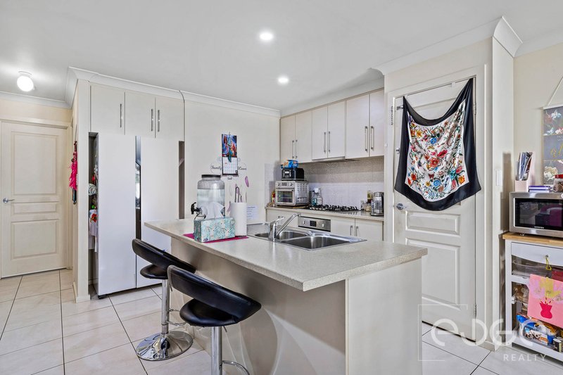 Photo - 28 Ascot Avenue, Munno Para West SA 5115 - Image 7