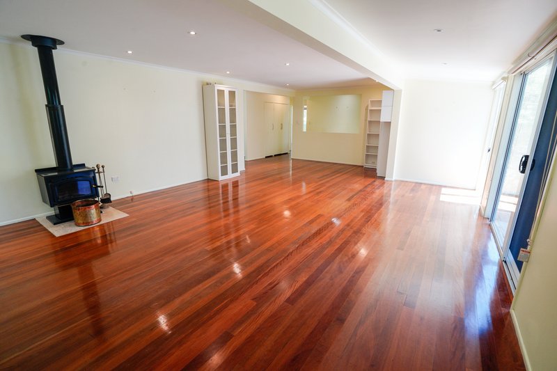 Photo - 28 Ashburton Street, Chapel Hill QLD 4069 - Image 10