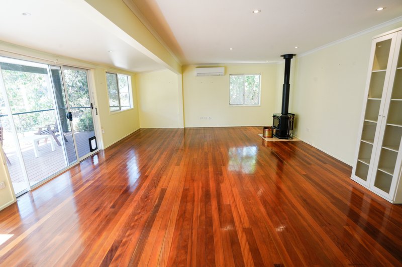 Photo - 28 Ashburton Street, Chapel Hill QLD 4069 - Image 11