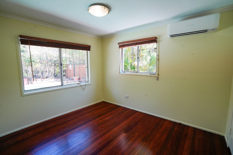 Photo - 28 Ashburton Street, Chapel Hill QLD 4069 - Image 13