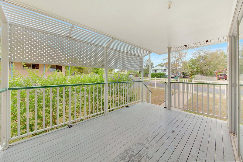 Photo - 28 Aspland Street, Clinton QLD 4680 - Image 11