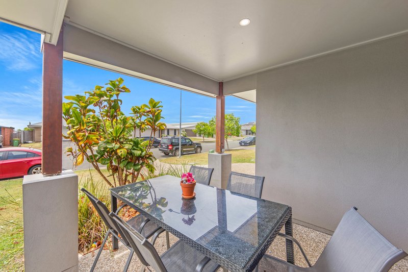 Photo - 28 Augusta Boulevard, Pimpama QLD 4209 - Image 5