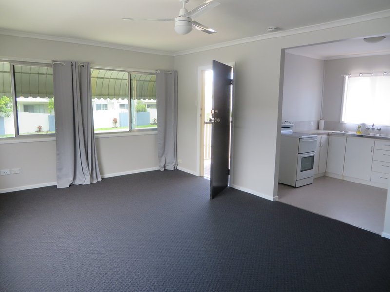 Photo - 28 Bailey Road, Deception Bay QLD 4508 - Image 2