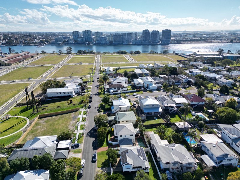 Photo - 28 Baldwin Street, Bulimba QLD 4171 - Image 24