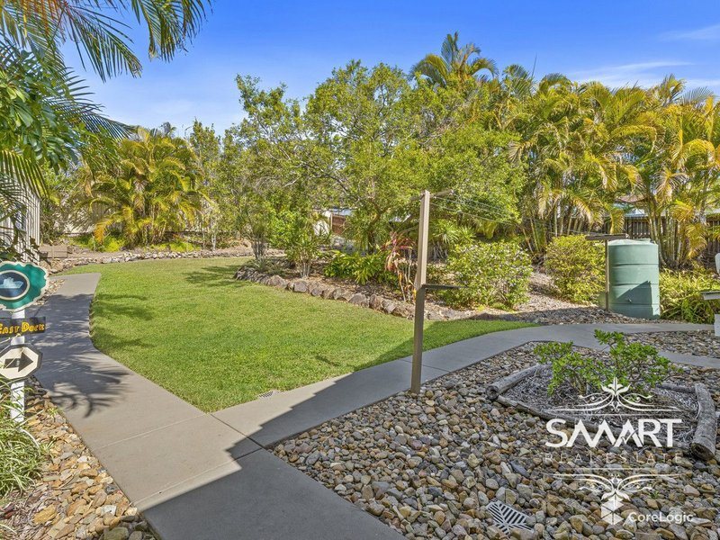 Photo - 28 Balfour Crescent, Highland Park QLD 4211 - Image 8