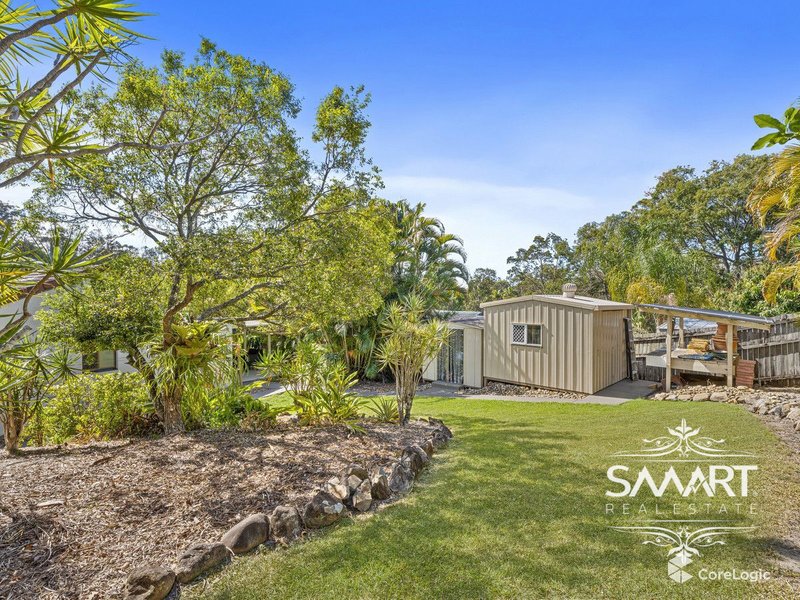 Photo - 28 Balfour Crescent, Highland Park QLD 4211 - Image 9