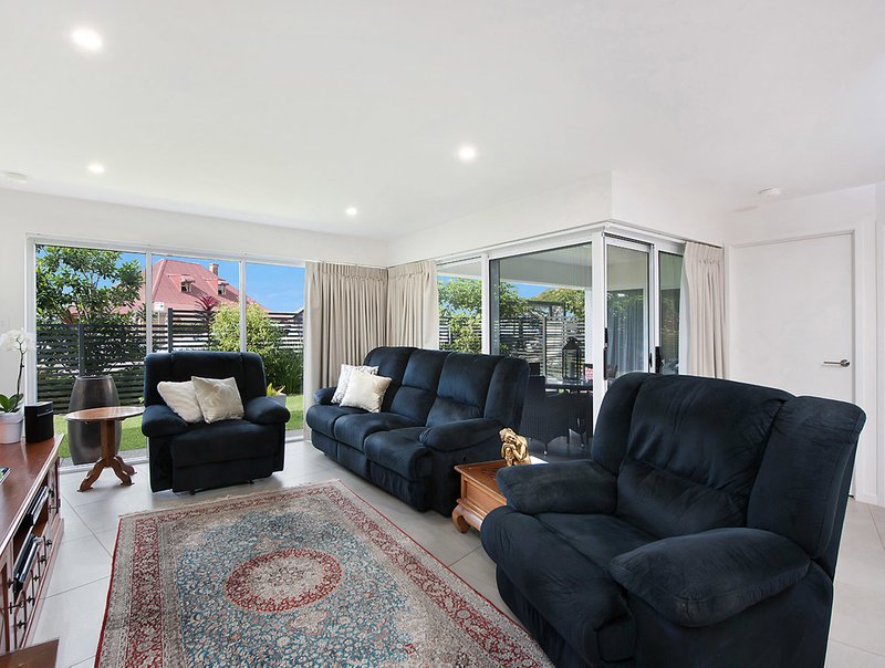 Photo - 2/8 Ballinger Crescent, Buderim QLD 4556 - Image 7