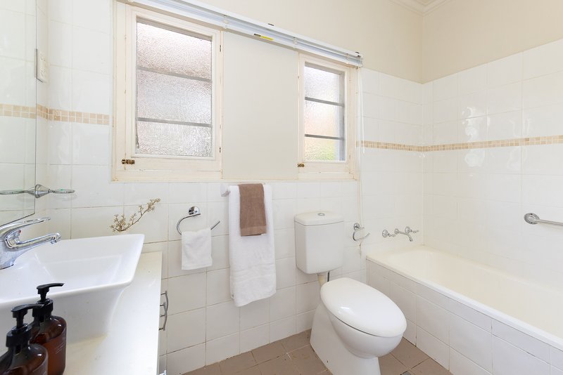 Photo - 28 Balmoral Street, Waitara NSW 2077 - Image 7