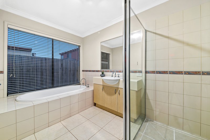 Photo - 28 Bancroft Avenue, Narre Warren South VIC 3805 - Image 16