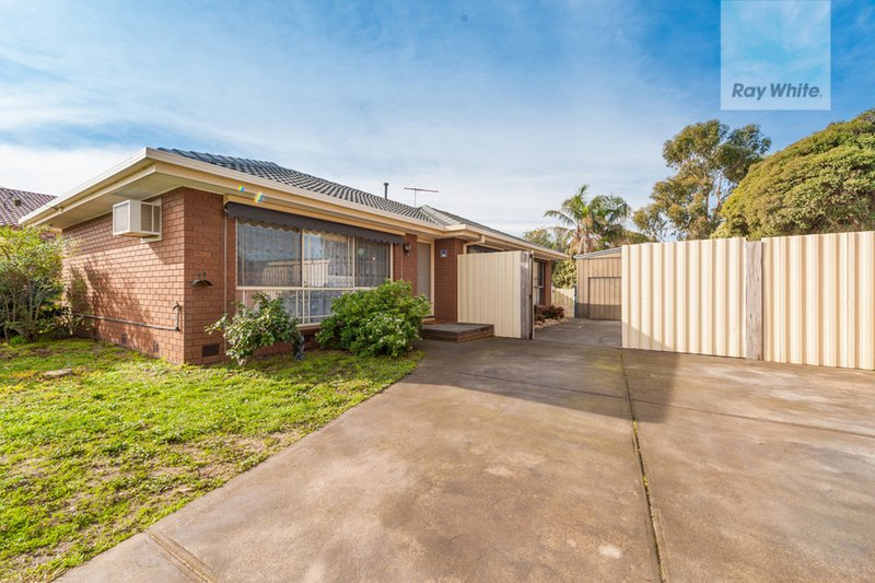 Photo - 28 Bank Street, Craigieburn VIC 3064 - Image 2