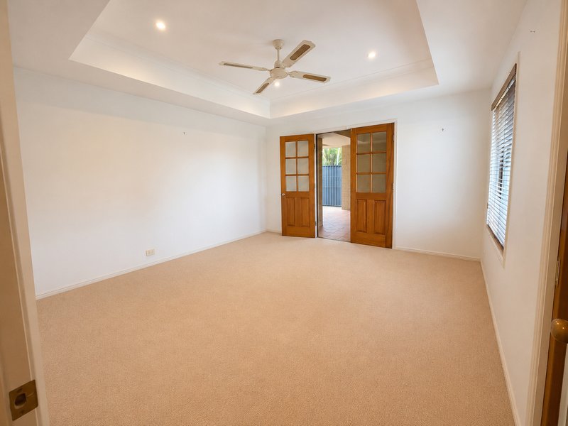 Photo - 28 Banksia Place, Mount Gravatt East QLD 4122 - Image 9