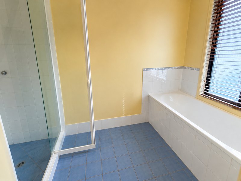 Photo - 28 Banksia Place, Mount Gravatt East QLD 4122 - Image 17
