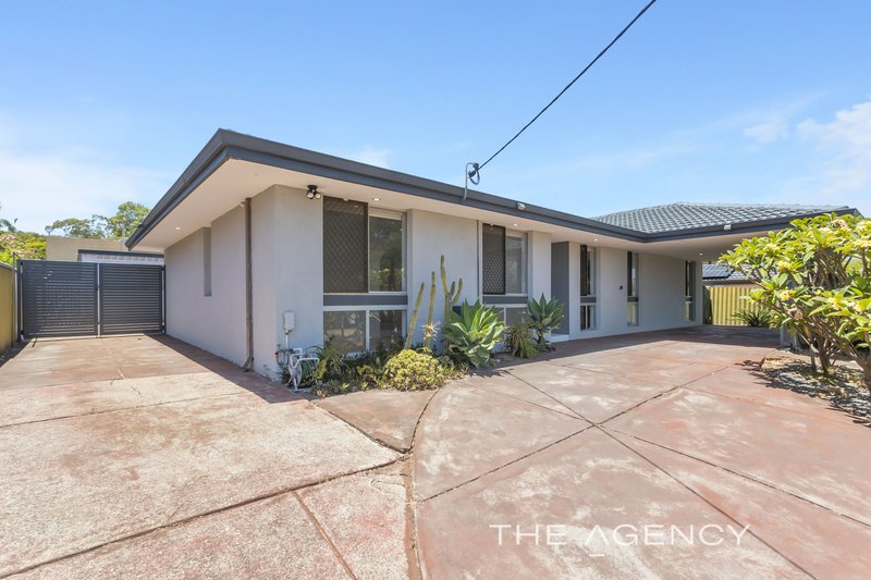 Photo - 28 Barclay Avenue, Padbury WA 6025 - Image 2